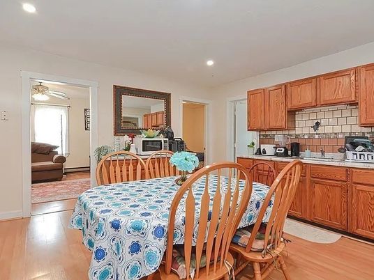 Dining room, Interior, Kitchen, Recessed Lighting, Wood Texture Flooring