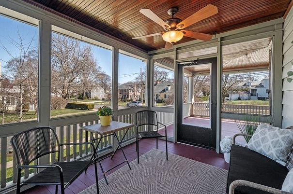 Interior, Sun Room, Wooden Ceilings, Wood Texture Flooring