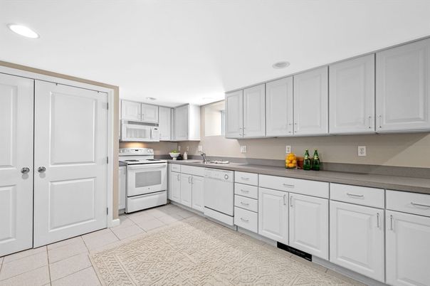 Interior, Kitchen, Recessed Lighting