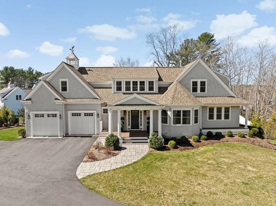 Attached, Exterior, Facade, Farmhouse