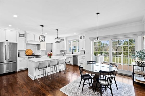 Dining room, Interior, Kitchen, Pendant Lights, Recessed Lighting, Stainless Steel Appliances, Wood Texture Flooring