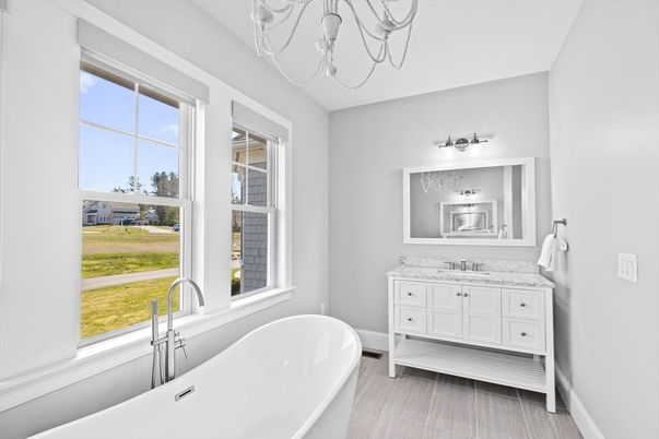 Bathroom, Free Standing Baths, Interior