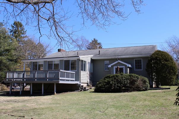 Backyard, Exterior, Facade, Cape Cod