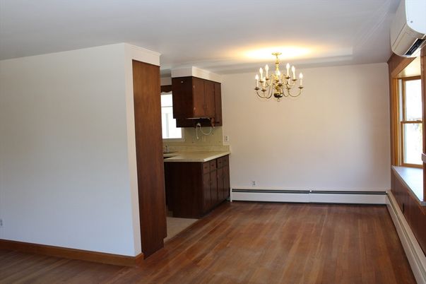 Chandelier, Empty room, Interior, Wood Texture Flooring
