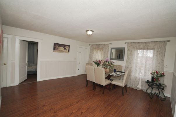 Dining room, Interior, Wood Texture Flooring