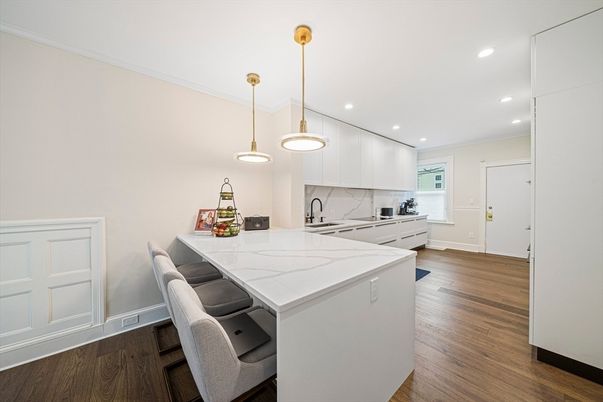 Interior, Kitchen, Pendant Lights, Recessed Lighting, Wood Texture Flooring