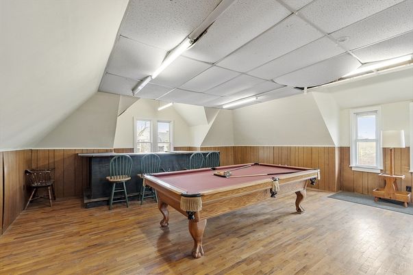 Billiard Table, Game Room, Interior, Wood Texture Flooring
