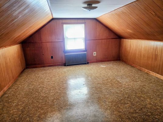Empty room, Interior, Wooden Ceilings, Wooden Walls