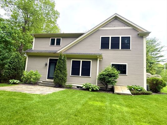 Backyard, Exterior, Facade, Farmhouse