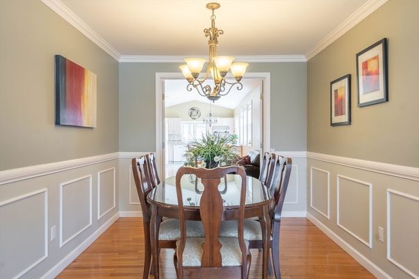 Chandelier, Dining room, Interior, Wood Texture Flooring