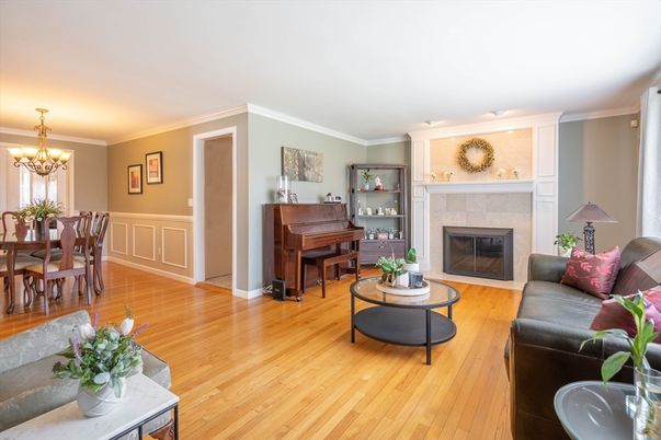 Chandelier, Dining room, Fireplace, Interior, Living room, Piano, Wood Texture Flooring