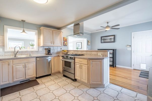 Interior, Kitchen, Pendant Lights, Stainless Steel Appliances, Wood Texture Flooring