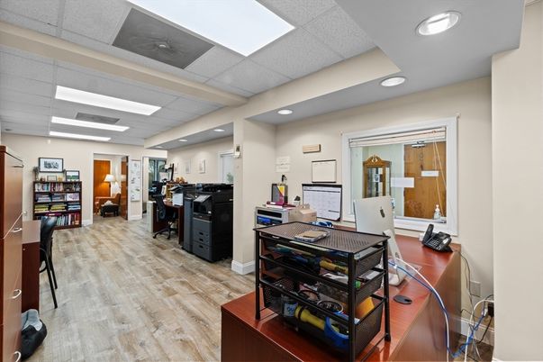 Home Office, Interior, Recessed Lighting, Wood Texture Flooring
