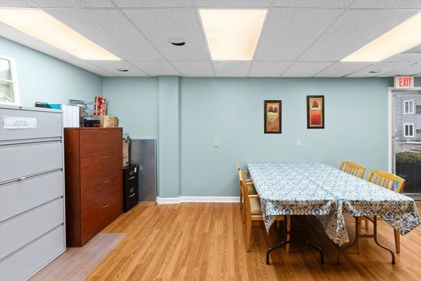 Dining room, Interior, Recessed Lighting, Wood Texture Flooring