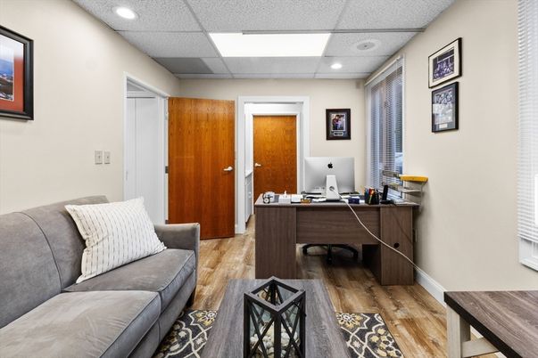 Home Office, Interior, Recessed Lighting, Wood Texture Flooring