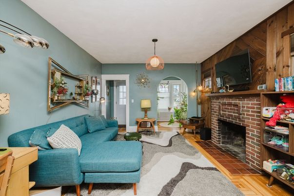 Fireplace, Interior, Living room, Pendant Lights, Wood Texture Flooring, Wooden Walls