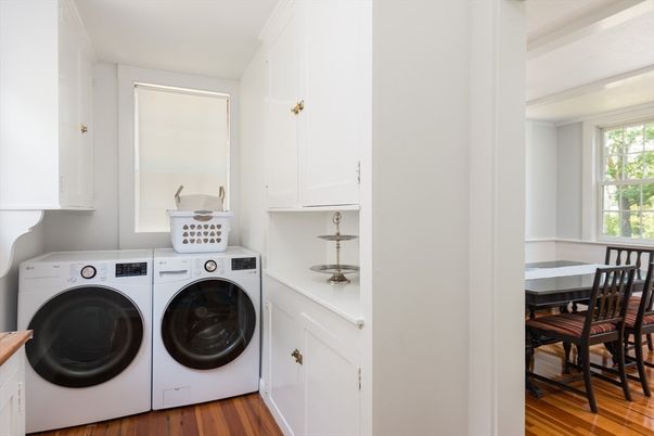 Dining room, Interior, Washer, Wood Texture Flooring