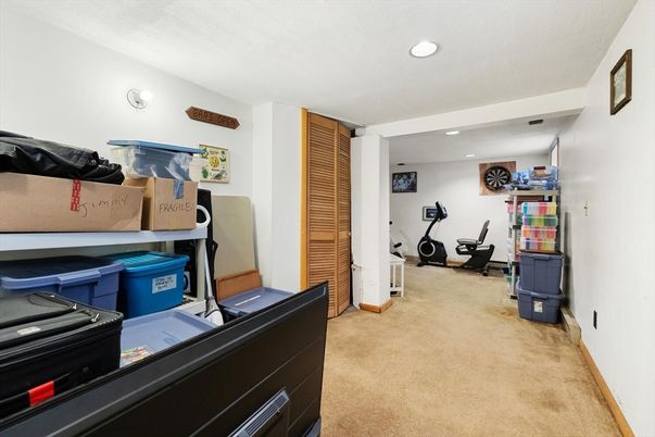 Fitness Equipment, Interior, Recessed Lighting