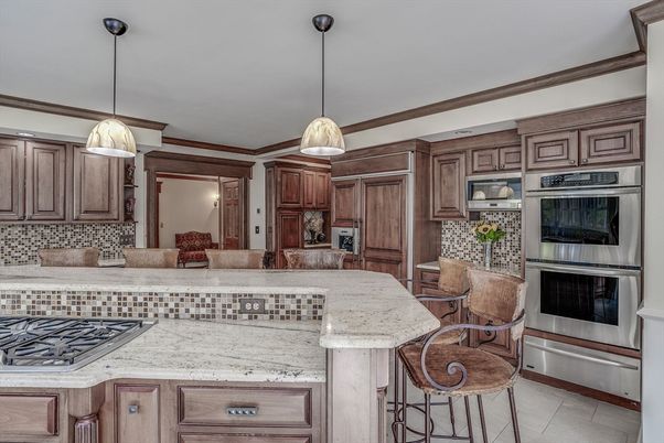 Interior, Kitchen, Pendant Lights, Stainless Steel Appliances