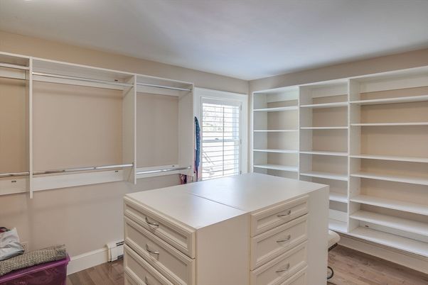 Interior, Walk-in Closets, Wood Texture Flooring