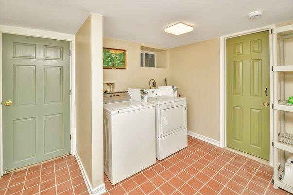Interior, Washer