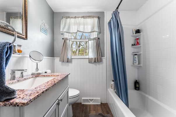 Bathroom, Interior, Wood Texture Flooring