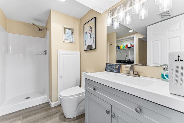Bathroom, Interior, Recessed Lighting, Wood Texture Flooring