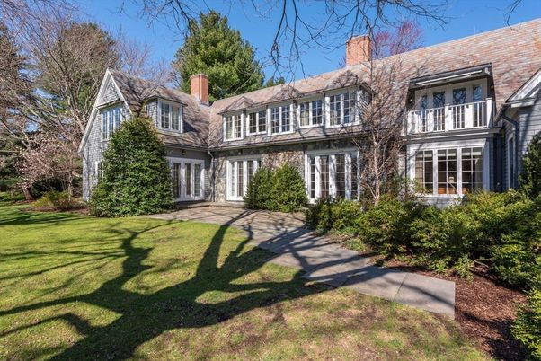 Backyard, Exterior, Facade, French Provincial