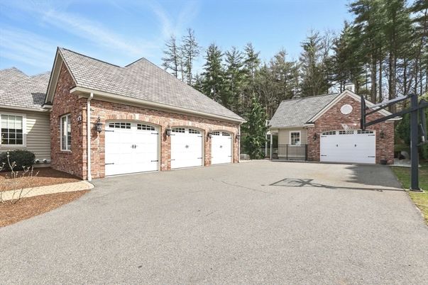 Attached, Exterior, Facade, Brick Facade, Cape Cod