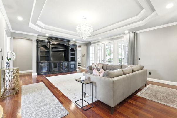 Chandelier, Interior, Living room, Recessed Lighting, Wood Texture Flooring