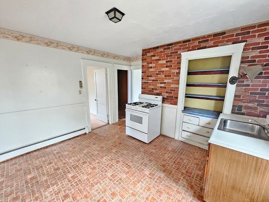 Interior, Stone Walls, Washer