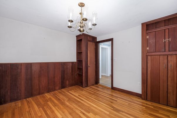 Chandelier, Empty room, Interior, Wood Texture Flooring