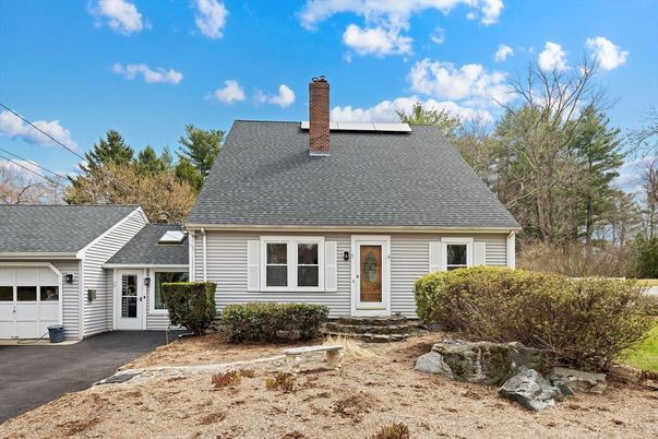 Attached, Exterior, Facade, Solar Panels, Cape Cod
