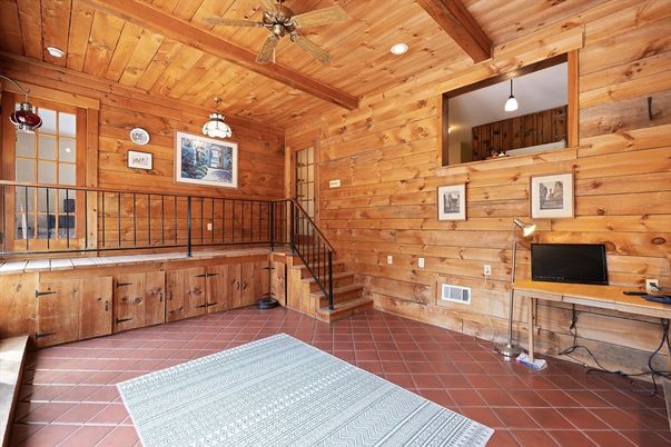 Interior, Pendant Lights, Recessed Lighting, Wooden Beams, Wooden Ceilings, Wooden Walls