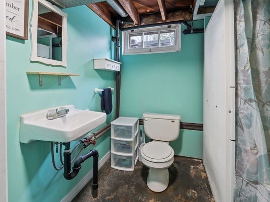 Bathroom, Interior, Wooden Beams, Wooden Ceilings
