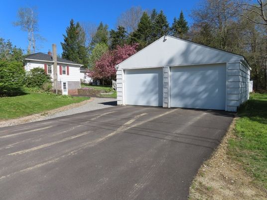Detached Garage, Exterior