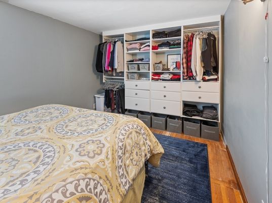 Bedroom, Interior, Walk-in Closets, Wood Texture Flooring