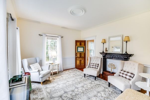 Fireplace, Interior, Living room