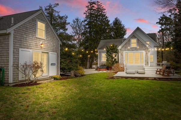 Backyard, Exterior, Facade, Farmhouse