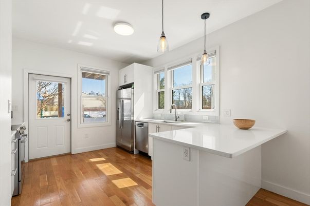 Interior, Kitchen, Pendant Lights, Wood Texture Flooring