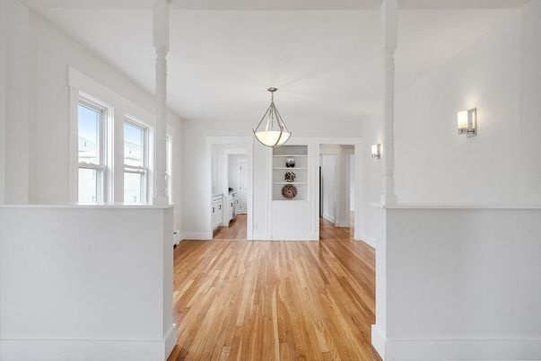 Interior, Pendant Lights, Wood Texture Flooring