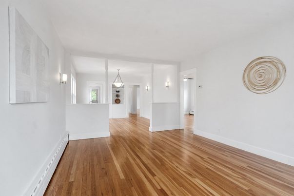 Empty room, Interior, Pendant Lights, Wood Texture Flooring