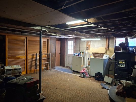 Interior, Washer, Wood Texture Flooring, Wooden Walls