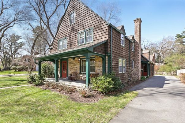 Exterior, Facade, Cape Cod