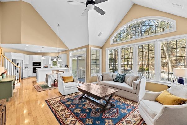 Interior, Kitchen, Living room, Pendant Lights, Recessed Lighting, Stainless Steel Appliances, Wood Texture Flooring