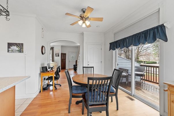 Dining room, Interior, Wood Texture Flooring