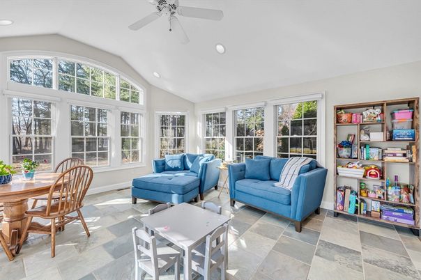Interior, Living room, Recessed Lighting, Sun Room