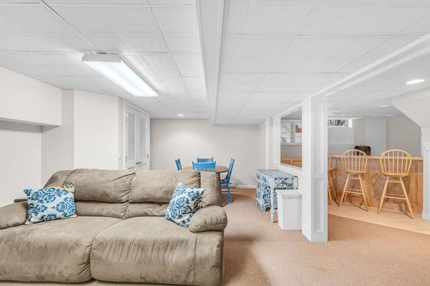 Dining room, Interior, Living room, Recessed Lighting