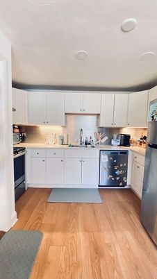 Interior, Kitchen, Recessed Lighting, Wood Texture Flooring