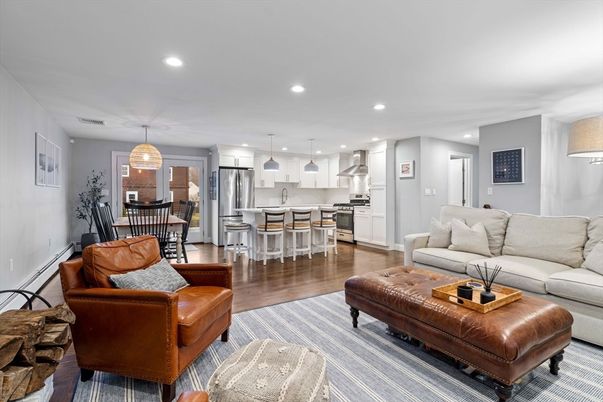 Dining room, Interior, Kitchen, Living room, Pendant Lights, Recessed Lighting, Stainless Steel Appliances, Wood Texture Flooring
